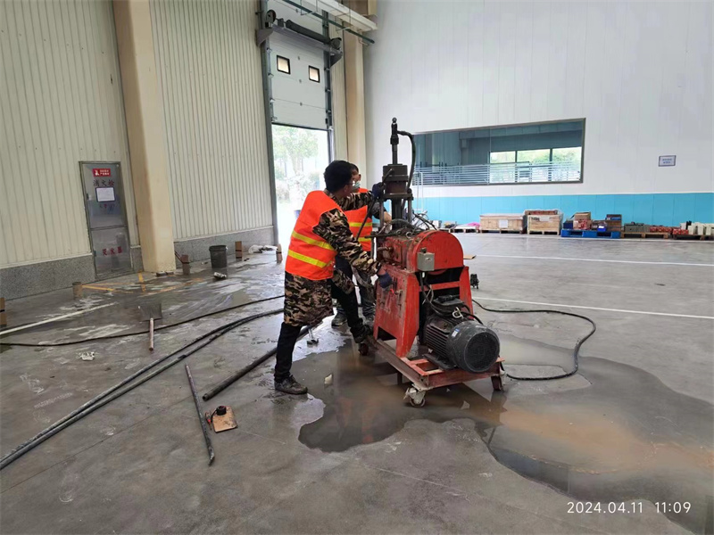 建水厂房地面下沉塌陷注浆加固施工